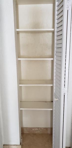 Building Photo - 413 SW 16th St