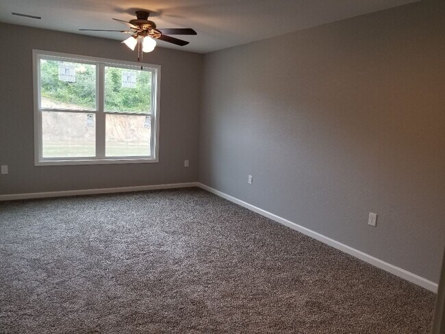 Building Photo - Coming Soon in Sevierville!