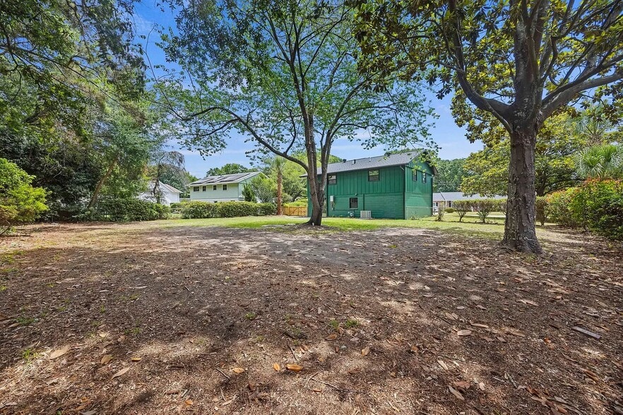 Building Photo - 1411 Westway Dr