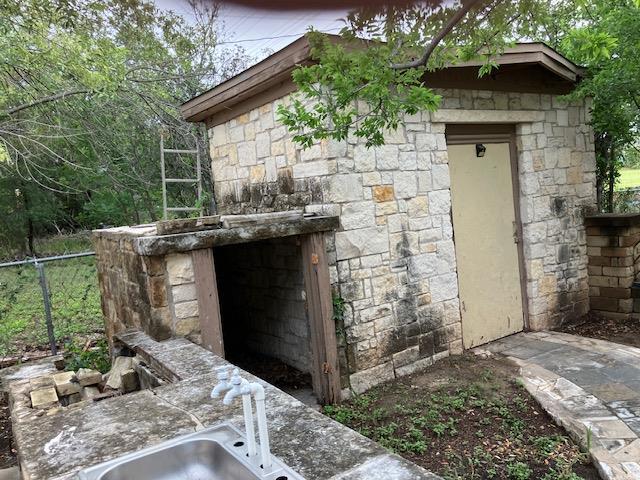 Building Photo - 12401 Shadyview Dr