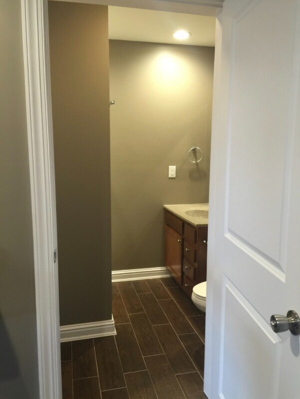 Building Photo - 1604 Spring Valley Dr