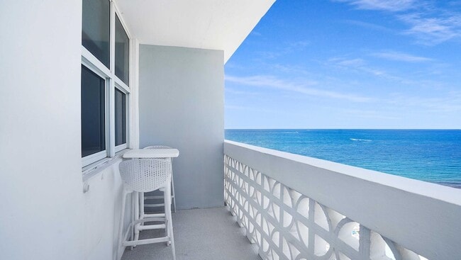 Building Photo - 4250 Galt Ocean Dr