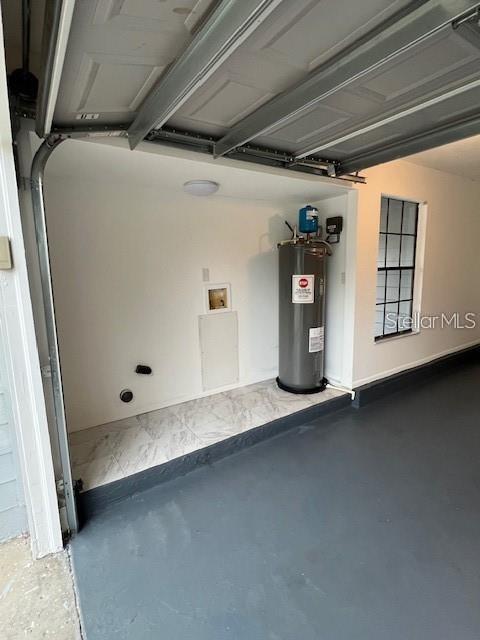 Building Photo - 411 Poplar Ct