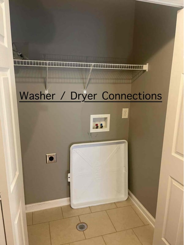 Building Photo - 827 Spence Enclave Ln