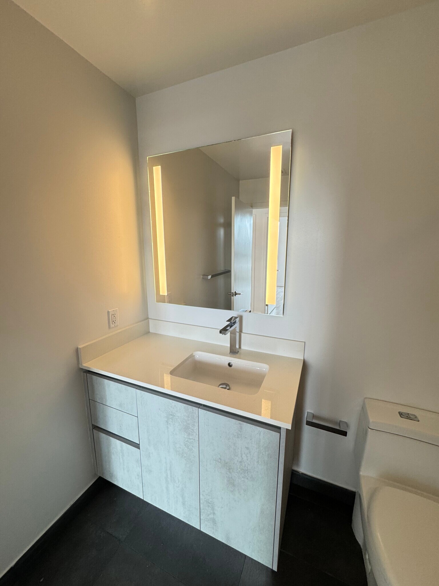 Building Photo - 111 NW 27th St