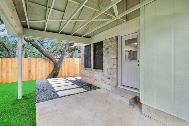 Building Photo - 3103 Pepper Grass Trail