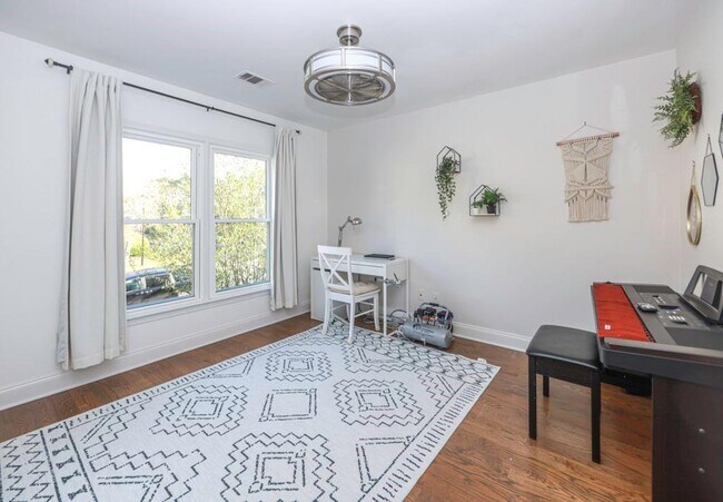 Building Photo - 9900 Barston Ct