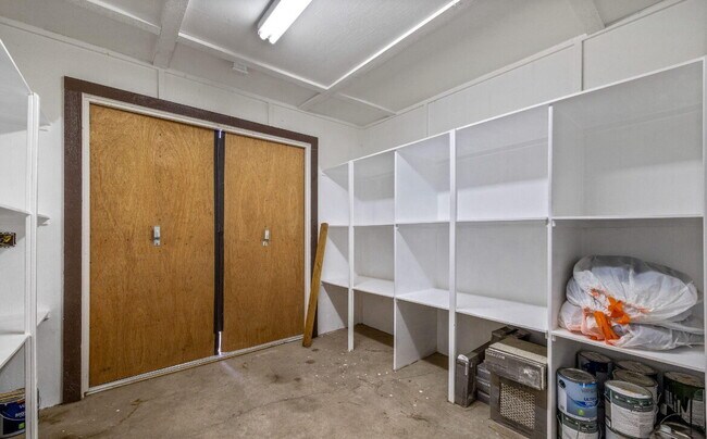 Building Photo - 620 N 1st Pl