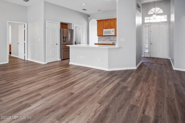 Building Photo - 8936 Deer Berry Ct