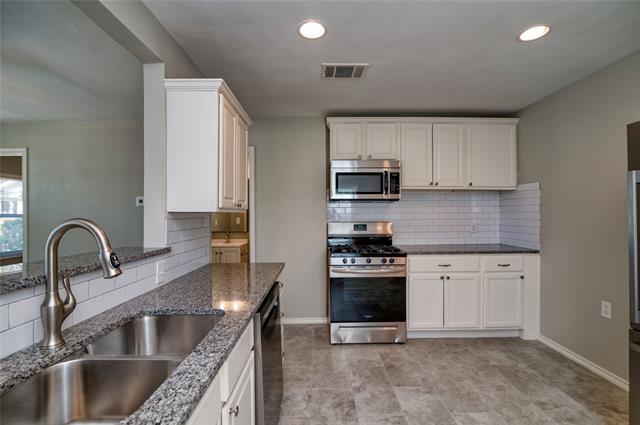 Building Photo - 4523 Rockwood Dr