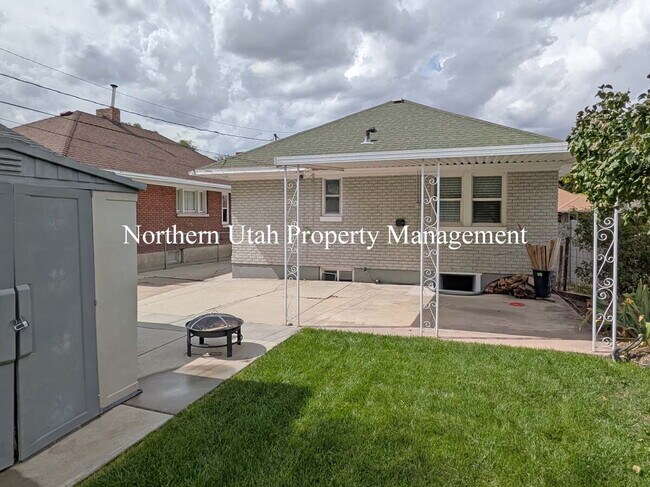 Building Photo - 2834 Liberty Ave
