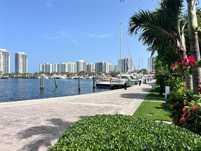 Building Photo - 21376 Marina Cove Cir