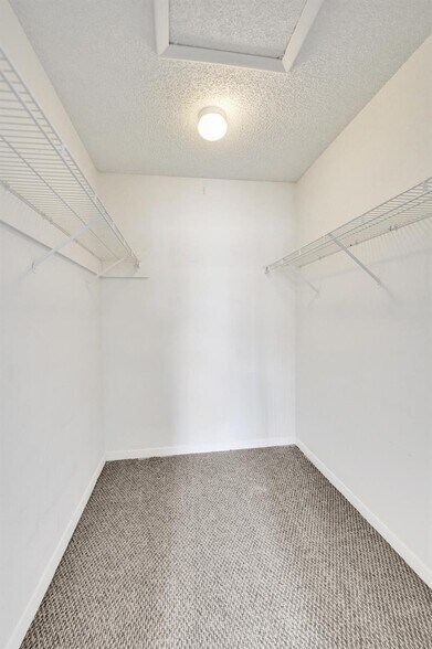 Building Photo - 1365 NW 154th Ln