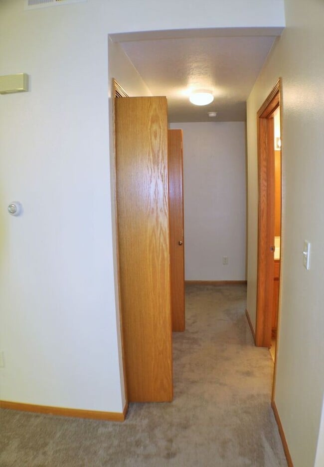 Building Photo - $1,215 | 2 Bedroom, 2 Bathroom CONDO | Designed for Ages 55+ | PET Friendly* | Available for Nove...