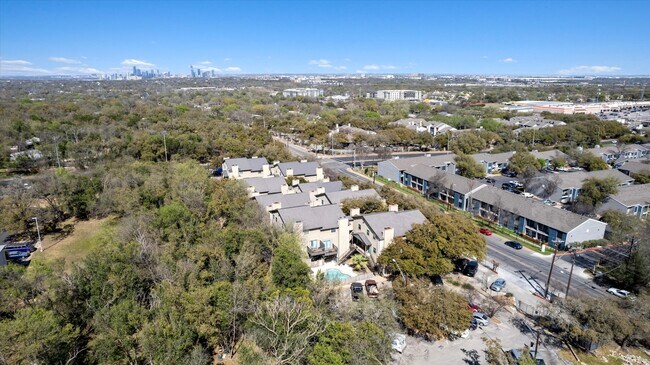 Building Photo - 6700 Cooper Ln