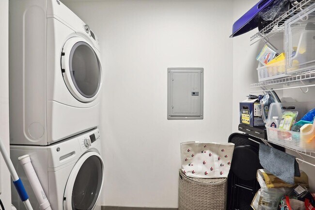 Building Photo - 1240 S 2nd St