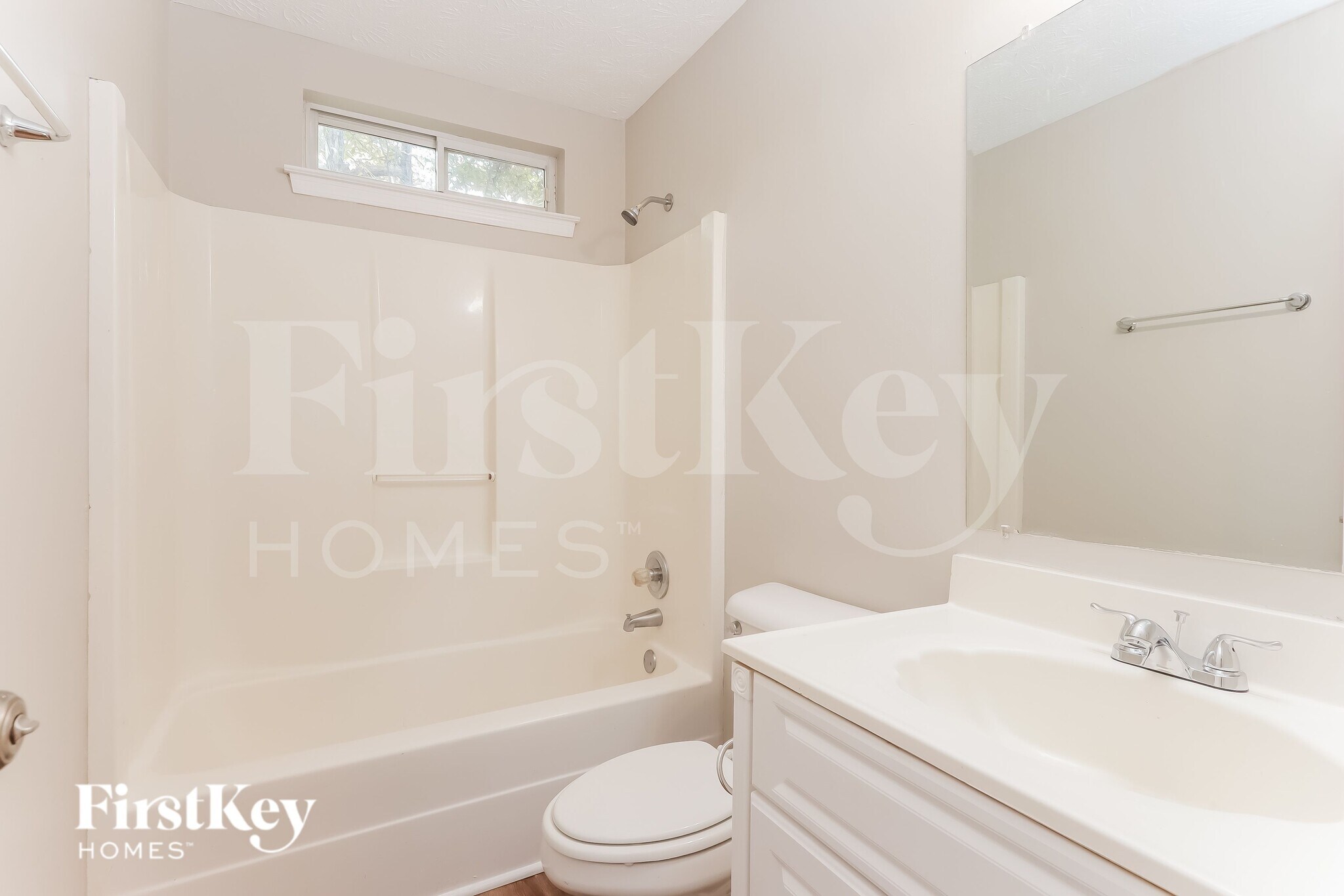 Building Photo - 290 Willow Shoals Dr