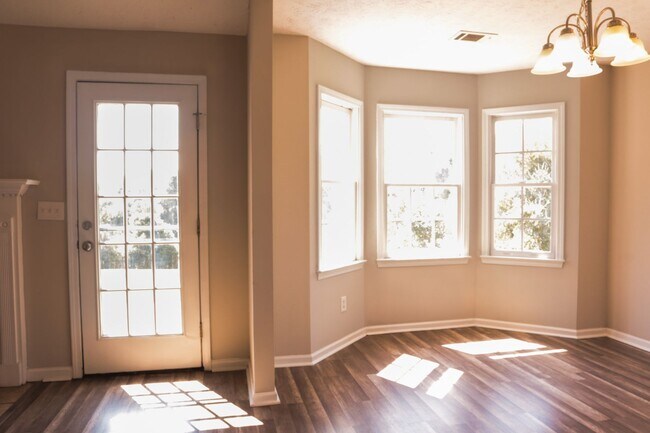 Building Photo - Coming Soon!! Nice home in Lee County!