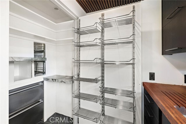 Building Photo - 537 Canyon Acres Dr