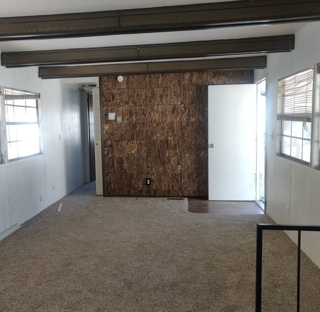 Building Photo - 2627 S Lamb Blvd