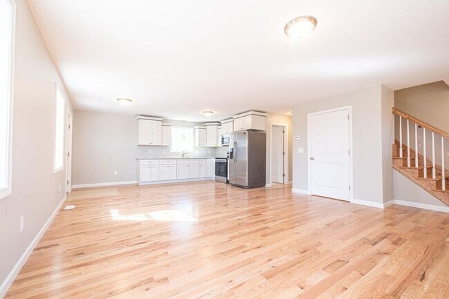 Building Photo - 49 Katharine St