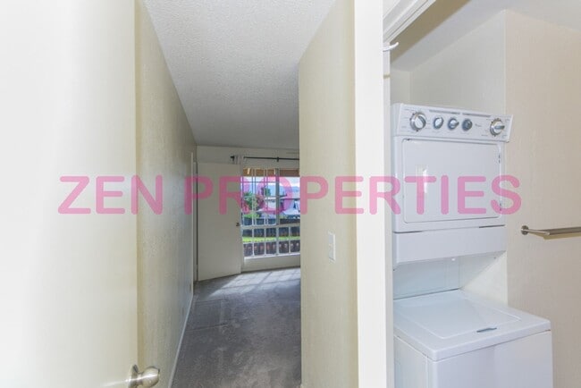 Building Photo - a 2 bdrm, 2 bath townhome  with 1 prkg at ...
