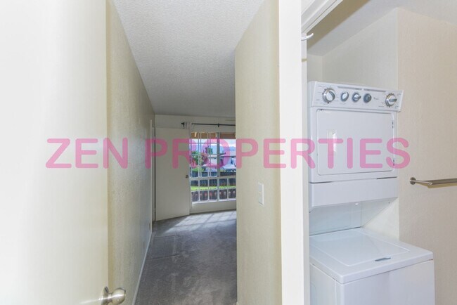 Building Photo - a 2 bdrm, 2 bath townhome  with 1 prkg at Villages at Waipio