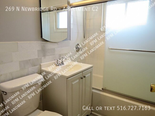 Building Photo - 269 N Newbridge Rd