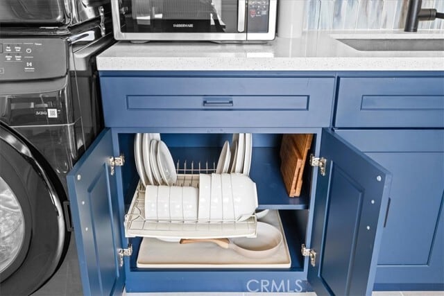 Building Photo - 1099 Bonita St