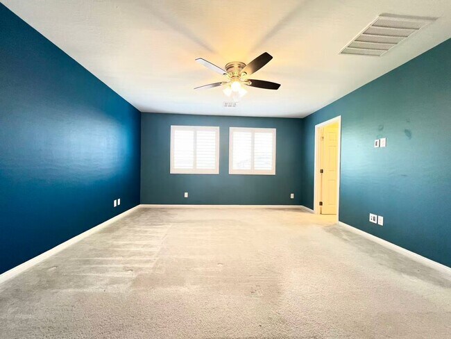Building Photo - Well-maintained 4-bedroom, 3-bath home in a desirable gated community