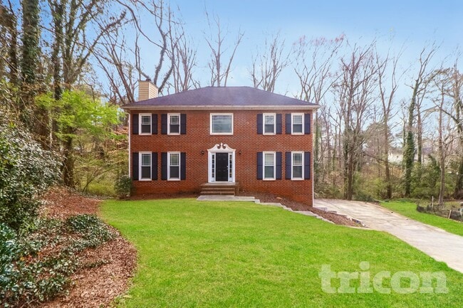 Building Photo - 215 Comstock Ct