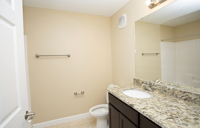 Building Photo - Brand New Luxury 1B/1B Apartment in FWB in...
