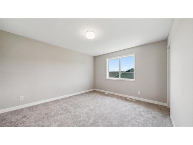 Building Photo - 7472 170th Ave NW