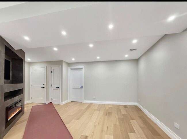 Building Photo - 259 Kneeland Ave