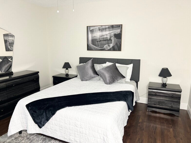 Building Photo - 16150 SW 29th Court Rd