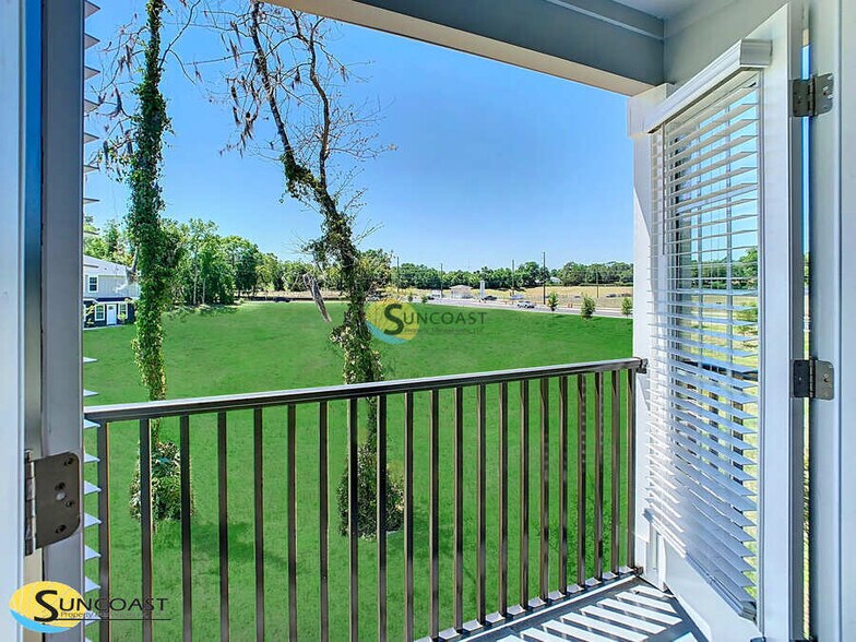 Primary Photo - 3821 SW 43rd Ct