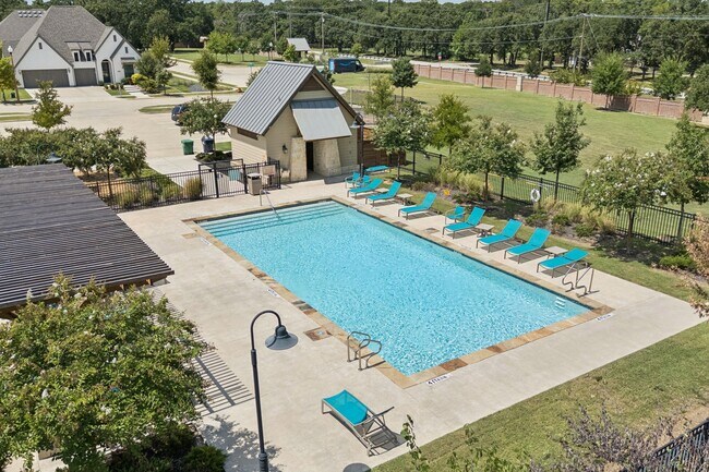 Building Photo - 4104 Willow Grove Ave
