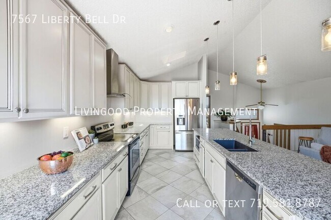 Building Photo - 7567 Liberty Bell Dr
