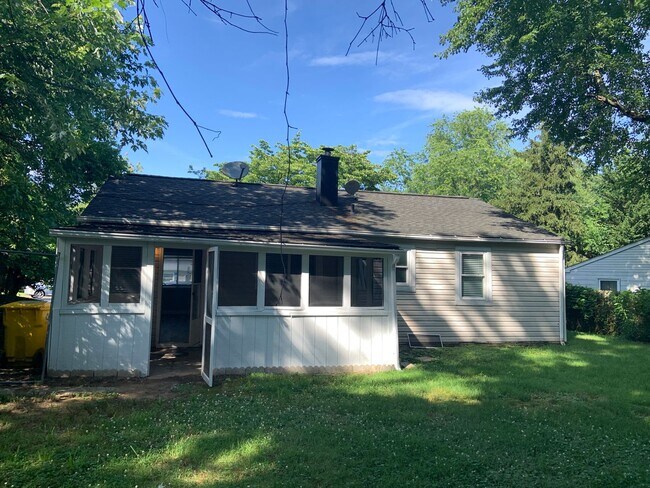 Building Photo - One level living! 3 bed 1 bath rancher in Glen Burnie.