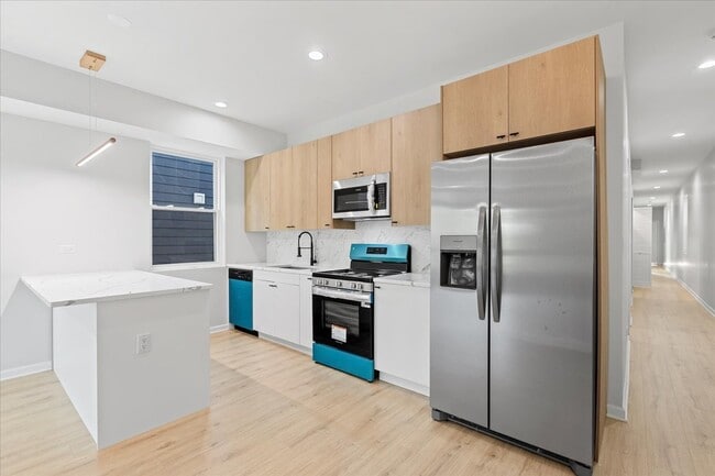 Building Photo - 4537 S Evans Ave