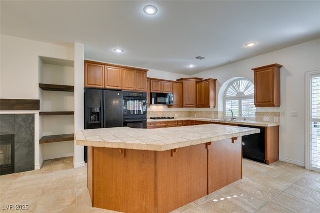 Building Photo - 2473 Devotion Ridge Dr