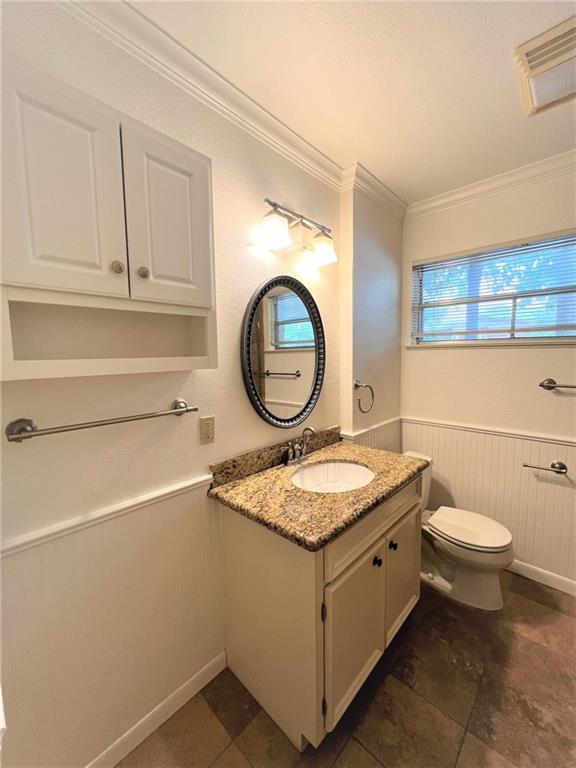 Building Photo - 5011 Finley Dr