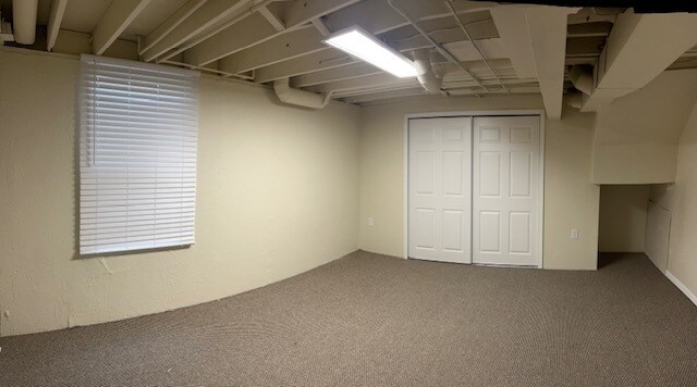 Building Photo - 1594 Brentwood Dr