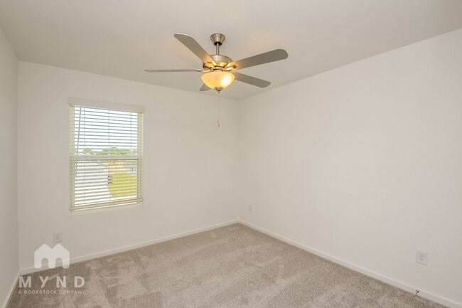 Building Photo - 2749 Mistwood Dr