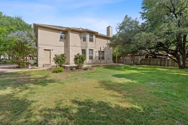 Building Photo - 13202 Fawn Valley Dr