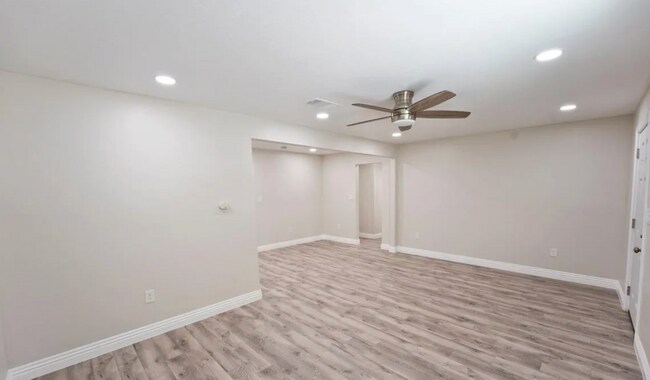 Building Photo - 3619 L St