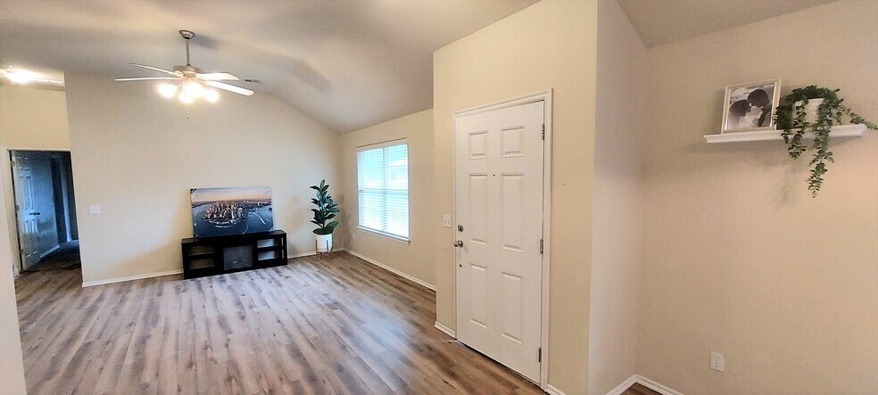 Building Photo - 528 Choctaw Gate Dr