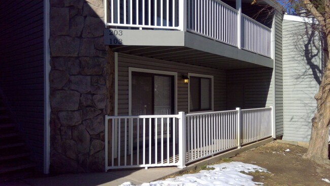 Building Photo - Condo for rent - Aurora CO 80017 - 1bd 1 ba, just minutes away from Buckley AFB