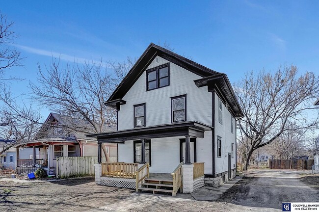 Building Photo - 847 N 30th St