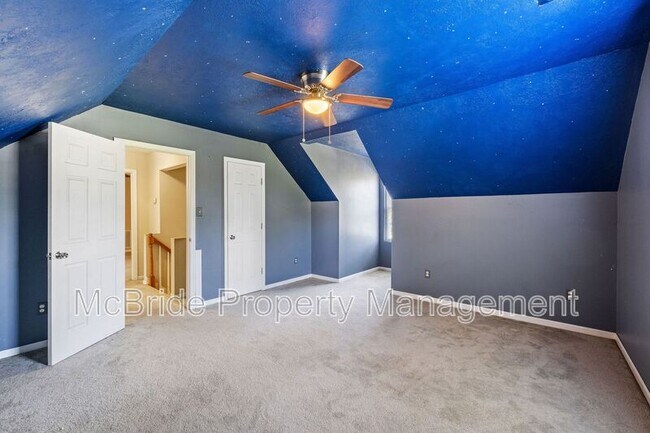 Building Photo - 3358 Tanglewood Dr